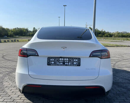 Белый Тесла Model Y, объемом двигателя 0 л и пробегом 19 тыс. км за 33000 $, фото 1 на Automoto.ua