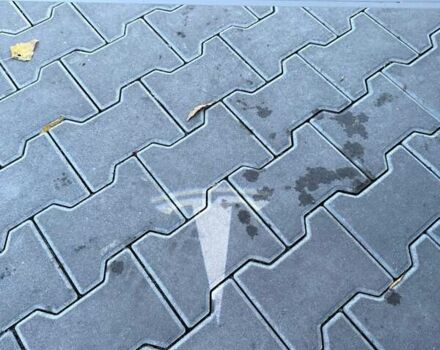 Белый Тесла Model Y, объемом двигателя 0 л и пробегом 132 тыс. км за 20800 $, фото 108 на Automoto.ua