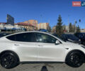 Белый Тесла Model Y, объемом двигателя 0 л и пробегом 158 тыс. км за 26000 $, фото 2 на Automoto.ua