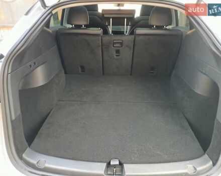 Белый Тесла Model Y, объемом двигателя 0 л и пробегом 65 тыс. км за 28000 $, фото 7 на Automoto.ua