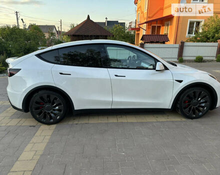 Білий Тесла Model Y, об'ємом двигуна 0 л та пробігом 45 тис. км за 32700 $, фото 12 на Automoto.ua