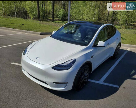 Тесла Model Y 2020 в Киеве на Automoto.ua Белый Тесла Model Y, объемом двигателя 0 л и пробегом 9 тыс. км за 33333 $, фото 4 на Automoto.ua