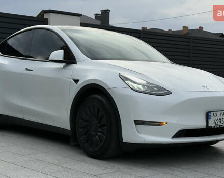 Белый Тесла Model Y, объемом двигателя 0 л и пробегом 85 тыс. км за 22600 $, фото 2 на Automoto.ua