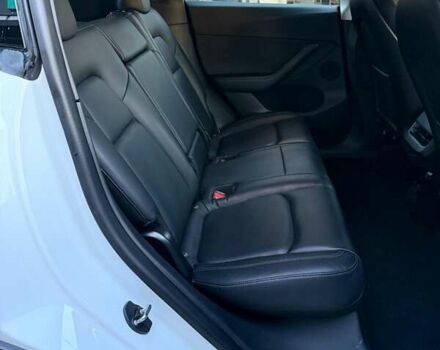 Белый Тесла Model Y, объемом двигателя 0 л и пробегом 132 тыс. км за 20800 $, фото 61 на Automoto.ua