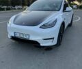Белый Тесла Model Y, объемом двигателя 0 л и пробегом 123 тыс. км за 20500 $, фото 6 на Automoto.ua