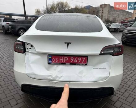 Білий Тесла Model Y, об'ємом двигуна 0 л та пробігом 219 тис. км за 16500 $, фото 5 на Automoto.ua