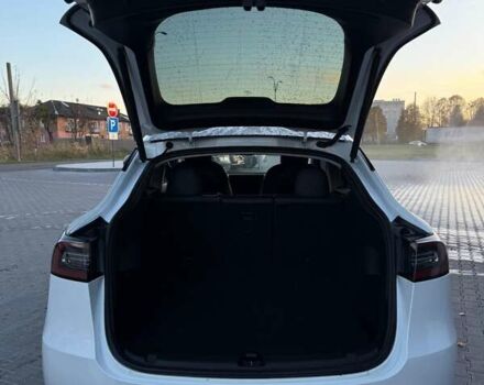 Белый Тесла Model Y, объемом двигателя 0 л и пробегом 132 тыс. км за 20800 $, фото 67 на Automoto.ua