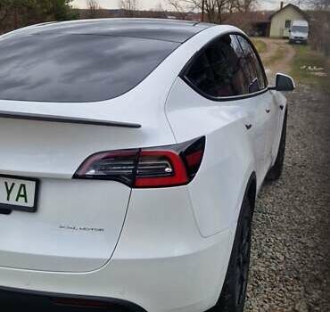 Білий Тесла Model Y, об'ємом двигуна 0 л та пробігом 49 тис. км за 32000 $, фото 20 на Automoto.ua