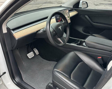 Білий Тесла Model Y, об'ємом двигуна 0 л та пробігом 134 тис. км за 23000 $, фото 13 на Automoto.ua