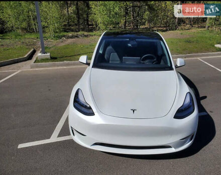 Тесла Model Y 2020 в Киеве на Automoto.ua Белый Тесла Model Y, объемом двигателя 0 л и пробегом 9 тыс. км за 33333 $, фото 2 на Automoto.ua