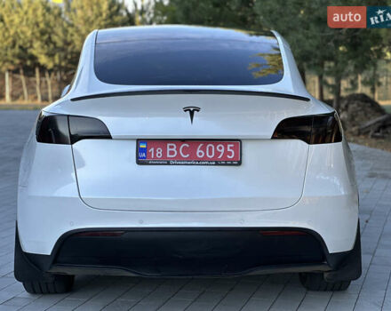 Белый Тесла Model Y, объемом двигателя 0 л и пробегом 118 тыс. км за 21700 $, фото 23 на Automoto.ua