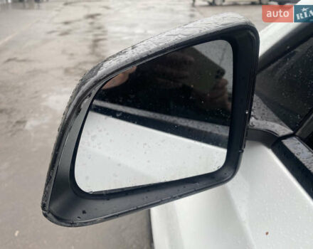 Білий Тесла Model Y, об'ємом двигуна 0 л та пробігом 70 тис. км за 24500 $, фото 28 на Automoto.ua