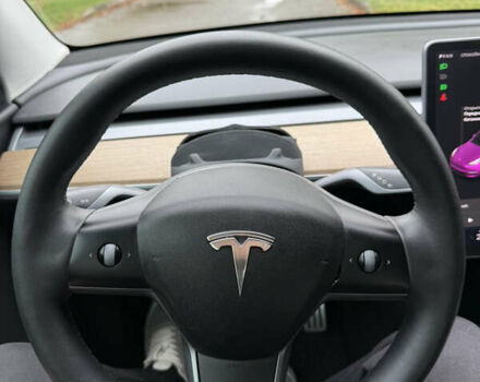 Белый Тесла Model Y, объемом двигателя 0 л и пробегом 62 тыс. км за 28500 $, фото 20 на Automoto.ua