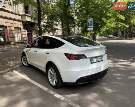 Белый Тесла Model Y, объемом двигателя 0 л и пробегом 16 тыс. км за 25300 $, фото 1 на Automoto.ua