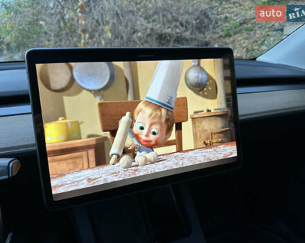 Белый Тесла Model Y, объемом двигателя 0 л и пробегом 116 тыс. км за 21700 $, фото 28 на Automoto.ua