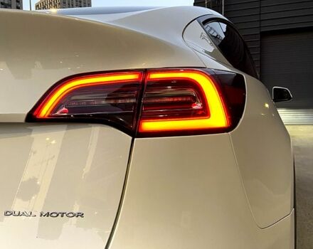 Білий Тесла Model Y, об'ємом двигуна 0 л та пробігом 99 тис. км за 36000 $, фото 11 на Automoto.ua