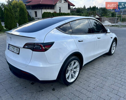 Белый Тесла Model Y, объемом двигателя 0 л и пробегом 47 тыс. км за 22500 $, фото 2 на Automoto.ua