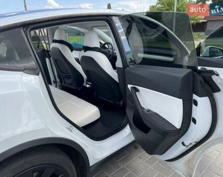 Тесла Model Y 2020 в Кременчуге на Automoto.ua Белый Тесла Model Y, объемом двигателя 0 л и пробегом 100 тыс. км за 22500 $, фото 11 на Automoto.ua