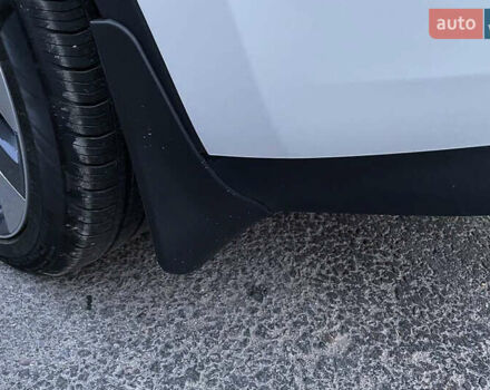 Белый Тесла Model Y, объемом двигателя 0 л и пробегом 45 тыс. км за 19500 $, фото 18 на Automoto.ua