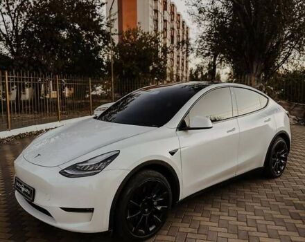 Белый Тесла Model Y, объемом двигателя 0 л и пробегом 15 тыс. км за 21000 $, фото 1 на Automoto.ua