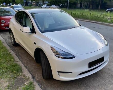 Белый Тесла Model Y, объемом двигателя 0 л и пробегом 49 тыс. км за 24850 $, фото 4 на Automoto.ua