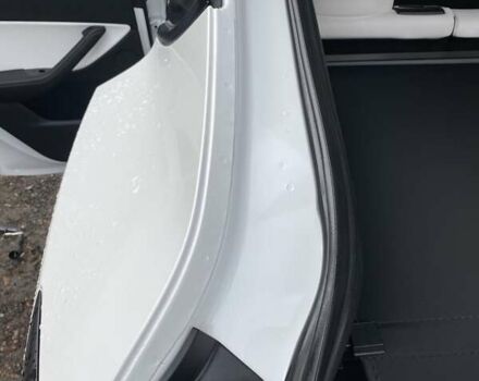 Білий Тесла Model Y, об'ємом двигуна 0 л та пробігом 21 тис. км за 19000 $, фото 44 на Automoto.ua