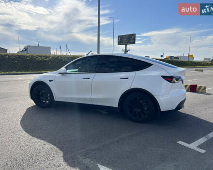 Белый Тесла Model Y, объемом двигателя 0 л и пробегом 84 тыс. км за 14999 $, фото 6 на Automoto.ua