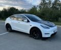 Белый Тесла Model Y, объемом двигателя 0 л и пробегом 123 тыс. км за 20500 $, фото 2 на Automoto.ua