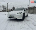 Білий Тесла Model Y, об'ємом двигуна 0 л та пробігом 64 тис. км за 22500 $, фото 1 на Automoto.ua