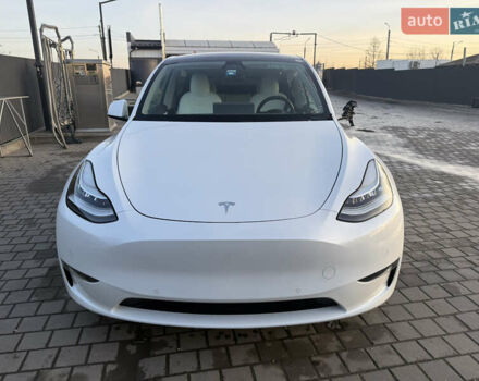 Белый Тесла Model Y, объемом двигателя 0 л и пробегом 65 тыс. км за 19600 $, фото 7 на Automoto.ua