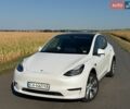 Білий Тесла Model Y, об'ємом двигуна 0 л та пробігом 70 тис. км за 28000 $, фото 1 на Automoto.ua