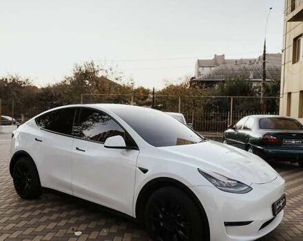 Белый Тесла Model Y, объемом двигателя 0 л и пробегом 15 тыс. км за 21000 $, фото 2 на Automoto.ua
