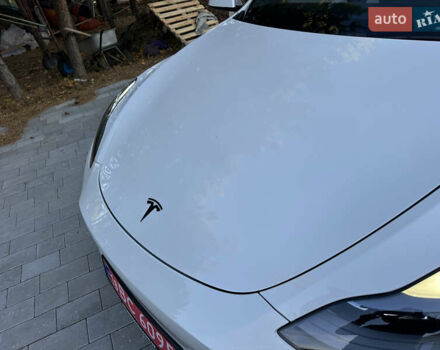 Белый Тесла Model Y, объемом двигателя 0 л и пробегом 118 тыс. км за 21700 $, фото 46 на Automoto.ua