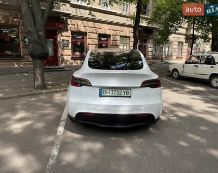 Белый Тесла Model Y, объемом двигателя 0 л и пробегом 16 тыс. км за 25300 $, фото 2 на Automoto.ua