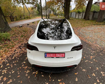 Тесла Model Y 2020 в Житомире на Automoto.ua Белый Тесла Model Y, объемом двигателя 0 л и пробегом 150 тыс. км за 22000 $, фото 2 на Automoto.ua