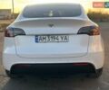 Білий Тесла Model Y, об'ємом двигуна 0 л та пробігом 40 тис. км за 29999 $, фото 5 на Automoto.ua