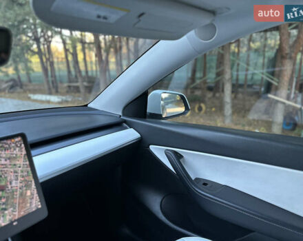 Белый Тесла Model Y, объемом двигателя 0 л и пробегом 118 тыс. км за 21700 $, фото 58 на Automoto.ua