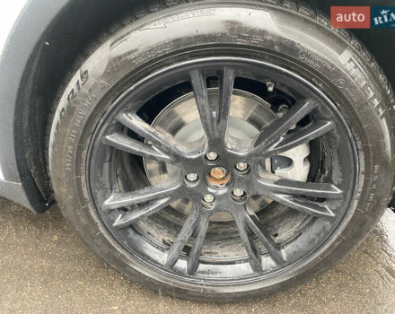 Білий Тесла Model Y, об'ємом двигуна 0 л та пробігом 70 тис. км за 24500 $, фото 33 на Automoto.ua