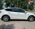 Белый Тесла Model Y, объемом двигателя 0 л и пробегом 67 тыс. км за 25000 $, фото 4 на Automoto.ua