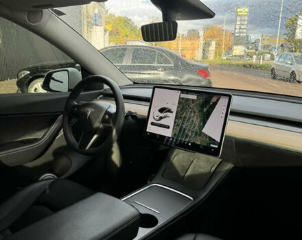 Белый Тесла Model Y, объемом двигателя 0 л и пробегом 75 тыс. км за 25550 $, фото 12 на Automoto.ua