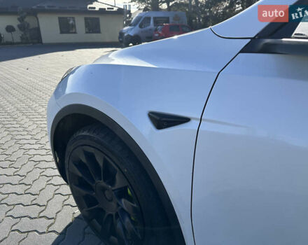 Белый Тесла Model Y, объемом двигателя 0 л и пробегом 85 тыс. км за 22900 $, фото 33 на Automoto.ua