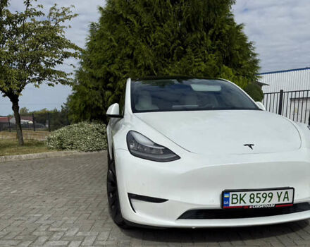 Белый Тесла Model Y, объемом двигателя 0 л и пробегом 180 тыс. км за 23000 $, фото 17 на Automoto.ua