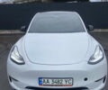 Білий Тесла Model Y, об'ємом двигуна 0 л та пробігом 70 тис. км за 24500 $, фото 1 на Automoto.ua