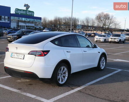 Белый Тесла Model Y, объемом двигателя 0 л и пробегом 162 тыс. км за 22500 $, фото 20 на Automoto.ua