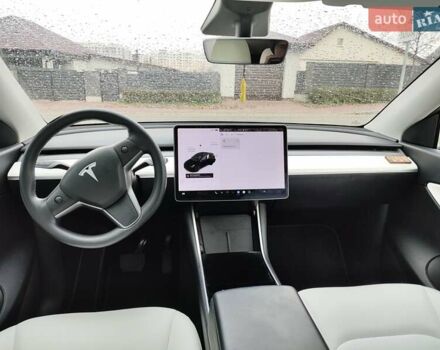 Тесла Model Y 2020 у Буче на Automoto.ua Білий Тесла Model Y, об'ємом двигуна 0 л та пробігом 102 тис. км за 22500 $, фото 5 на Automoto.ua