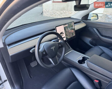 Белый Тесла Model Y, объемом двигателя 0 л и пробегом 110 тыс. км за 21500 $, фото 19 на Automoto.ua