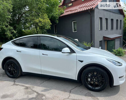 Білий Тесла Model Y, об'ємом двигуна 0 л та пробігом 28 тис. км за 25500 $, фото 17 на Automoto.ua