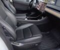Белый Тесла Model Y, объемом двигателя 0 л и пробегом 160 тыс. км за 19900 $, фото 27 на Automoto.ua