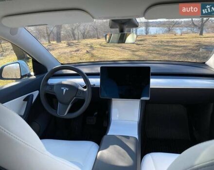 Белый Тесла Model Y, объемом двигателя 0 л и пробегом 30 тыс. км за 35000 $, фото 6 на Automoto.ua