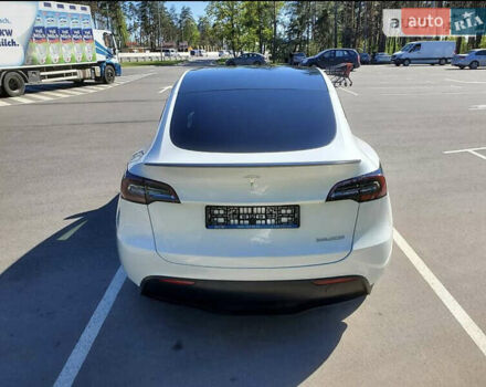 Тесла Model Y 2020 в Киеве на Automoto.ua Белый Тесла Model Y, объемом двигателя 0 л и пробегом 9 тыс. км за 33333 $, фото 18 на Automoto.ua